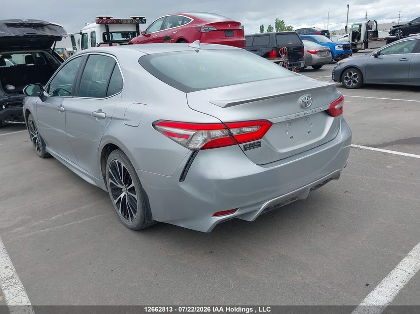 Vin: 4t1b11hkxju540124, lot: 3065262, toyota camry se 20183