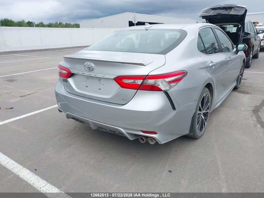 Vin: 4t1b11hkxju540124, lot: 3065262, toyota camry se 20184