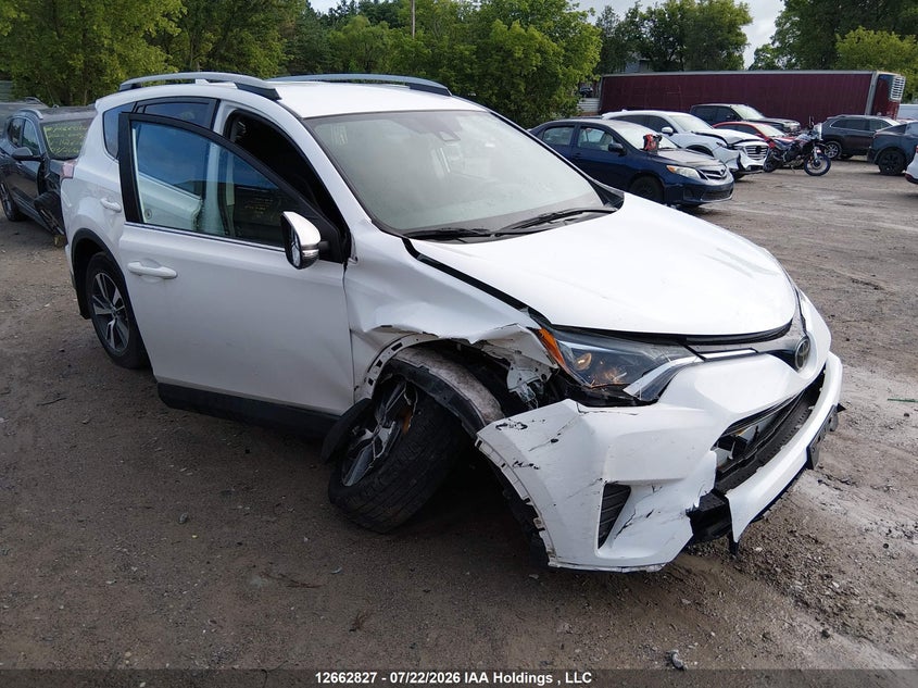 Vin: 2t3zfrev2jw442726, lot: 3065276, toyota rav4 le 2018 img_1