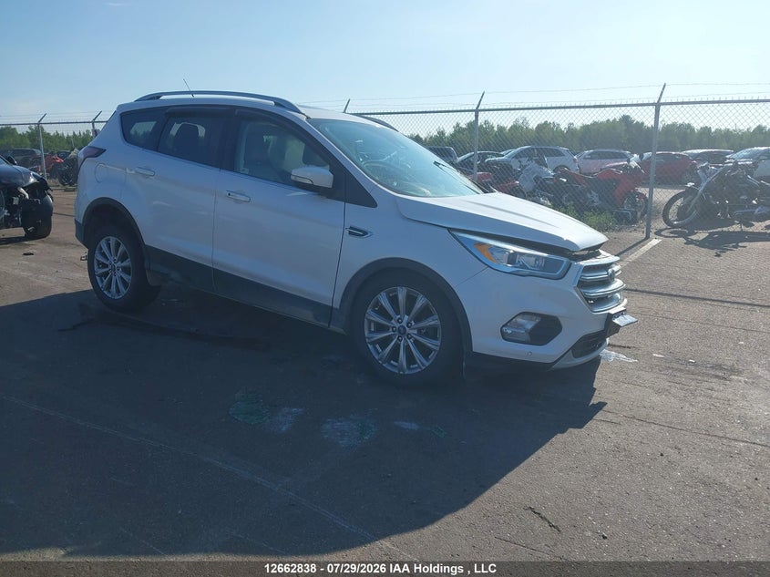 Vin: 1fmcu9j98hub32622, lot: 3065287, ford escape titanium 2017 img_1