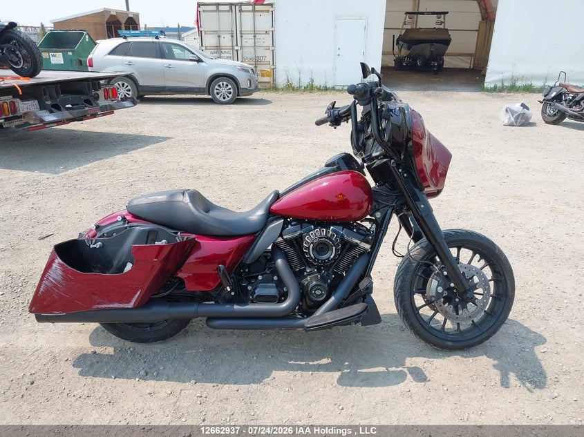 2018 HARLEY-DAVIDSON STREET GLIDE SPORT_BIKE 2