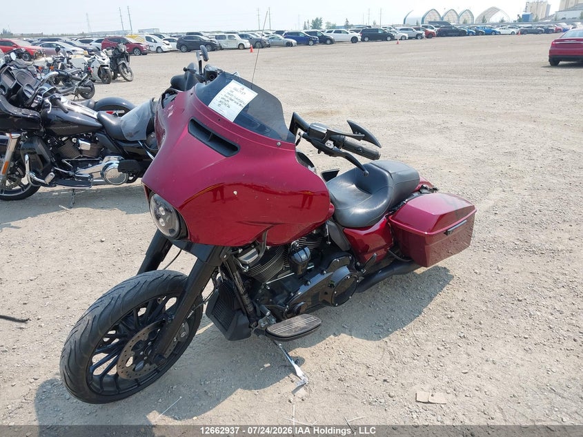 2018 HARLEY-DAVIDSON STREET GLIDE SPORT_BIKE 2