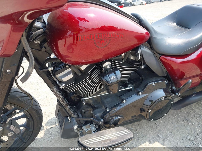 2018 HARLEY-DAVIDSON STREET GLIDE SPORT_BIKE 2