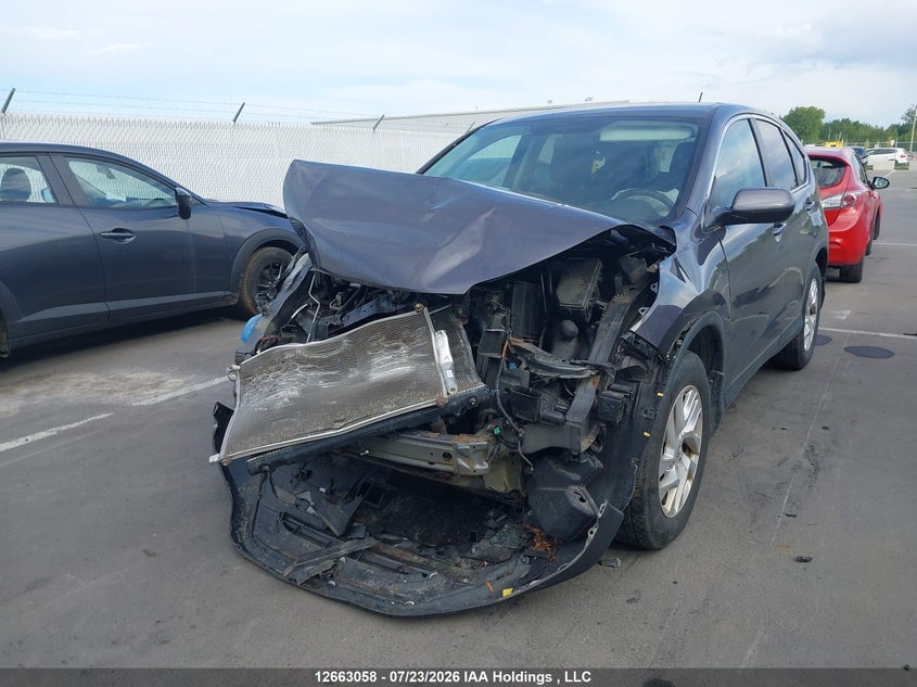 2015 Honda CR-V, Front, IAAI, VIN 2HKRM4H40FH131435 — photo 2