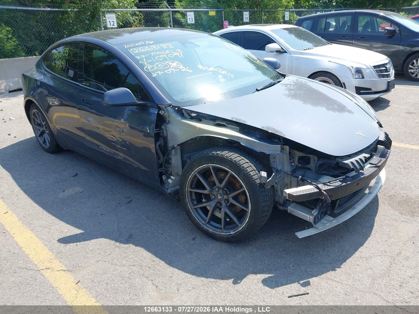 2022 Tesla Model 3, Удар спереду, IAAI, VIN 5YJ3E1EB3NF109091