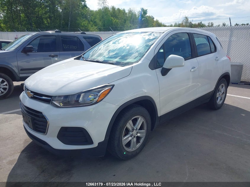 2019 Chevrolet Trax, Repossession, IAAI, VIN 3GNCJKSBXKL223082 — photo 2