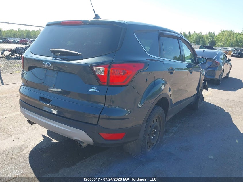 Vin: 1fmcu9gd0kuc15528, lot: 3065772, ford escape se 20194