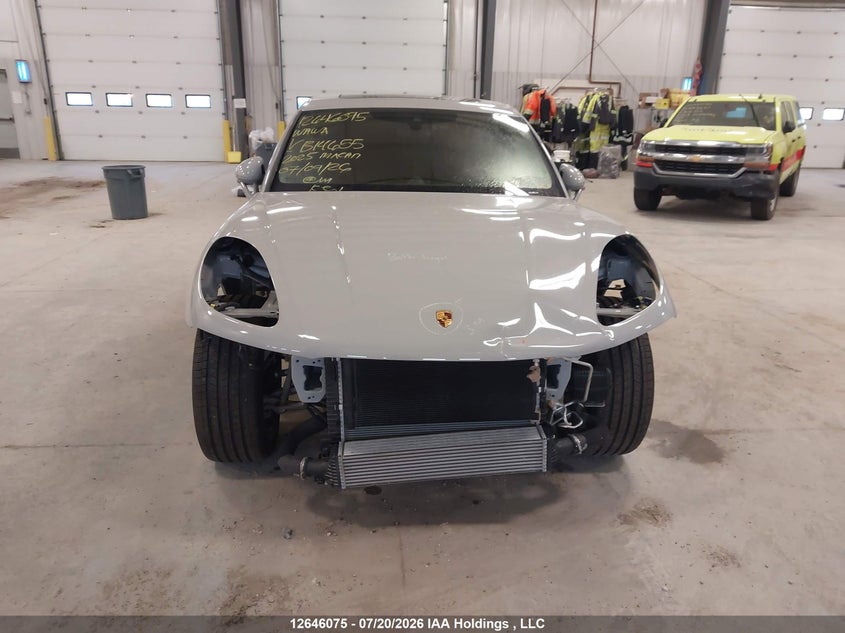 2025 Porsche Macan T VIN: WP1AA2A54SLB14655 Lot: 12646075X