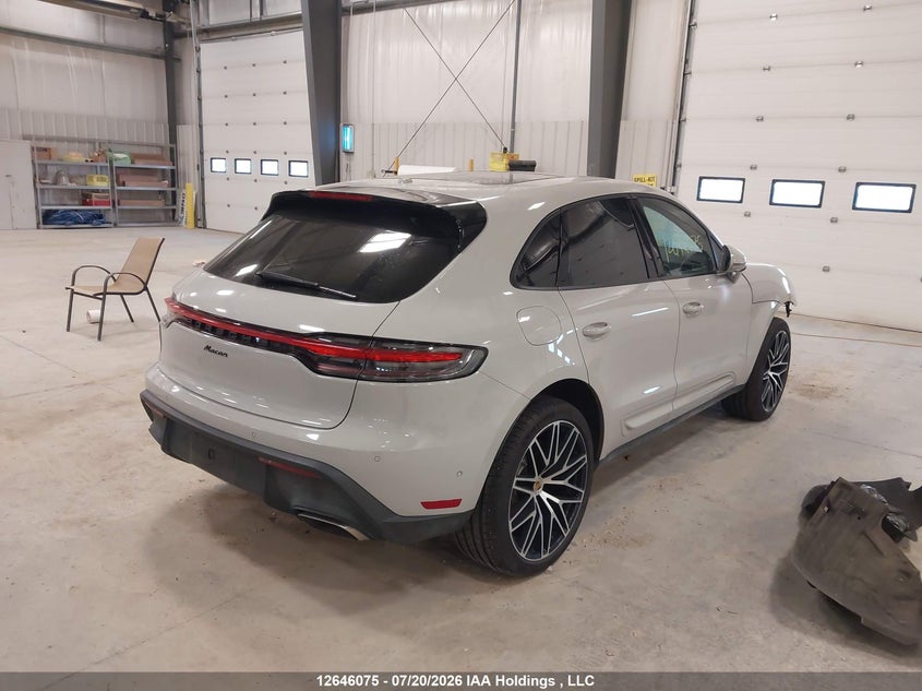 2025 Porsche Macan T VIN: WP1AA2A54SLB14655 Lot: 12646075X