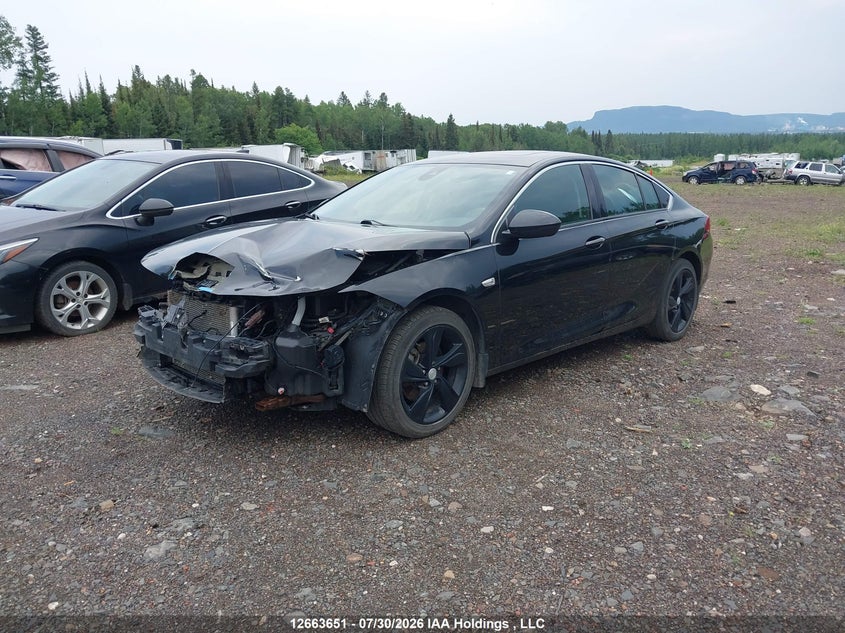 2020 Buick Regal, Front, IAAI, VIN W04GR6SX1L1003340 — photo 2