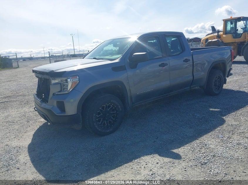 2019 GMC Sierra, Front, IAAI, VIN 1GTR9AEF3KZ295593 — photo 2