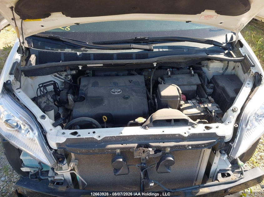 2011 TOYOTA SIENNA VAN 3.5L V-6 DOHC, VVT, 266HP
