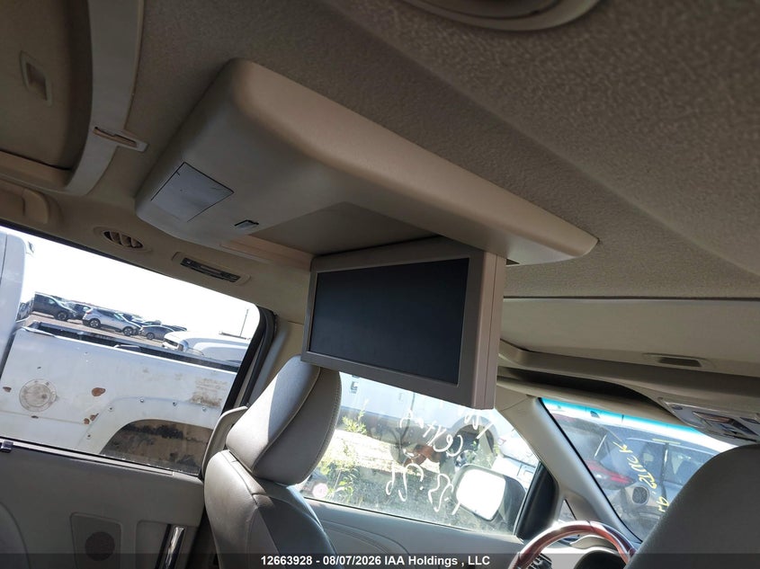 2011 TOYOTA SIENNA VAN 3.5L V-6 DOHC, VVT, 266HP