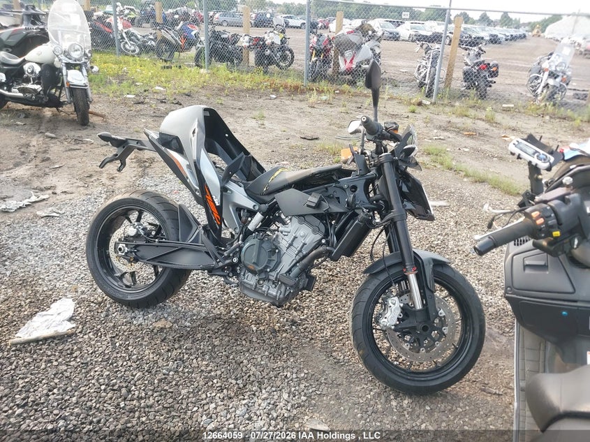 2019 KTM 790