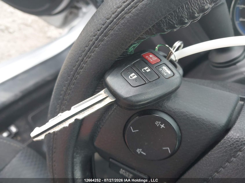 2019 TOYOTA COROLLA SEDAN 1.8L I-4 DOHC, VVT, 132HP
