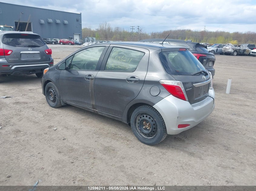 Vin: jtdktud35dd556685, lot: 3066973, toyota yaris le 20133