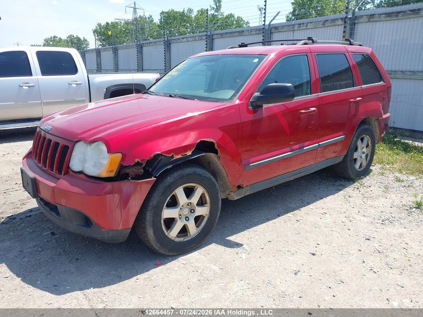 2009 Jeep Grand Cherokee Laredo, Благодійність, IAAI, VIN 1J8GR48K29C556610 — фото 2