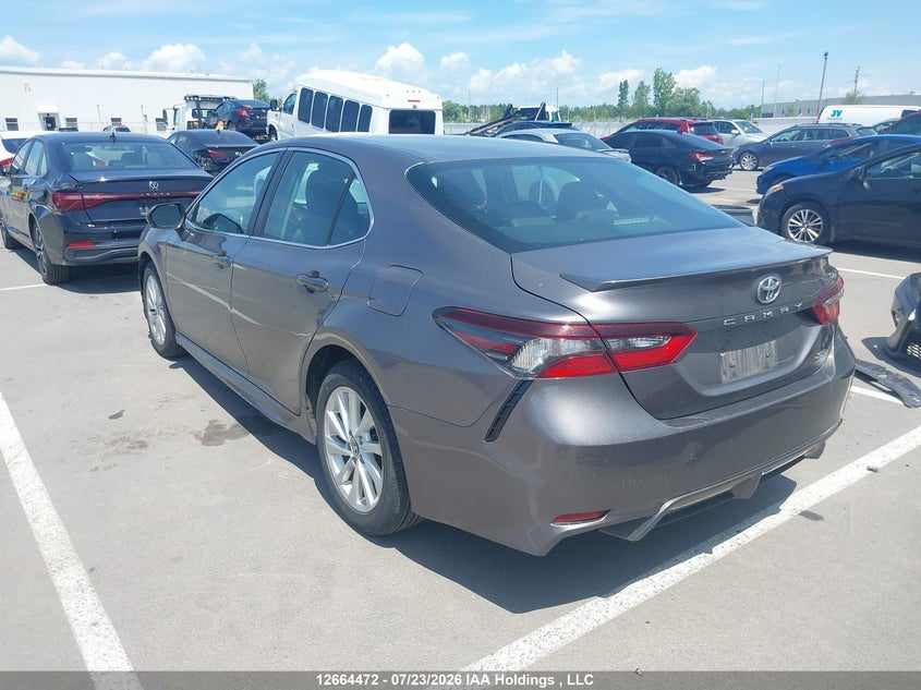 Vin: 4t1g11ak2ru245708, lot: 3067057, toyota camry se night shade/se 20243