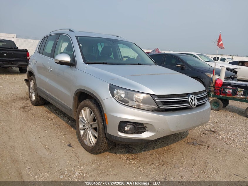 Vin: wvgjv7ax0dw545379, lot: 3067112, volkswagen tiguan s/se/sel 2013 img_1