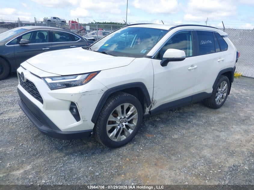 2022 Toyota Rav4 Xle, Rear, IAAI, VIN 2T3R1RFV0NW266312 — photo 2