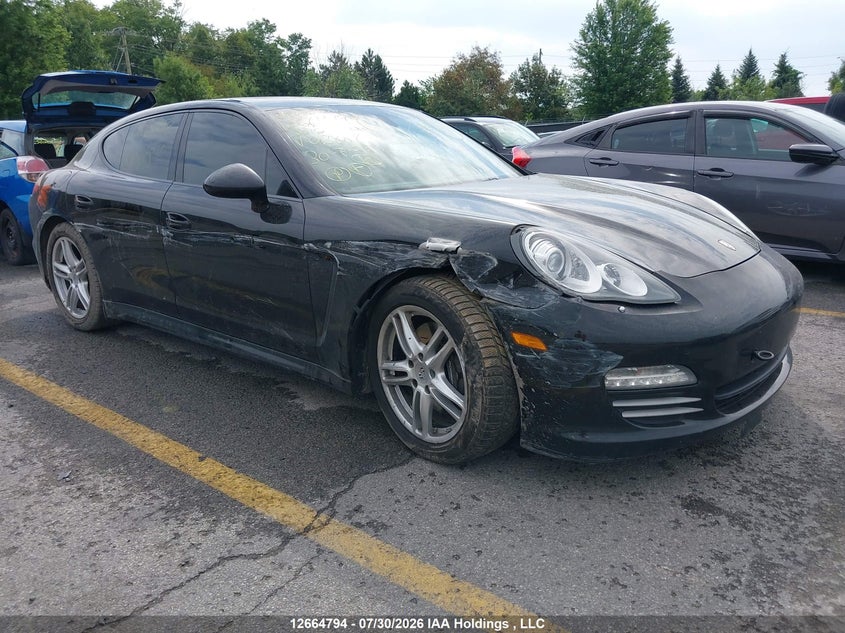 2012 Porsche Panamera, Правий перед, IAAI, VIN WP0AA2A71CL013884