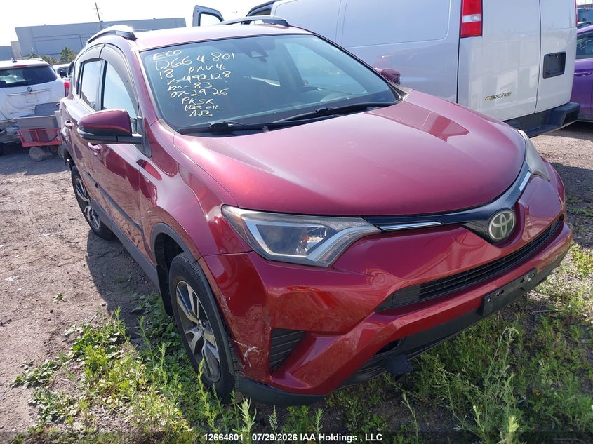 Vin: 2t3zfrev1jw492128, lot: 3067403, toyota rav4 le 2018 img_1