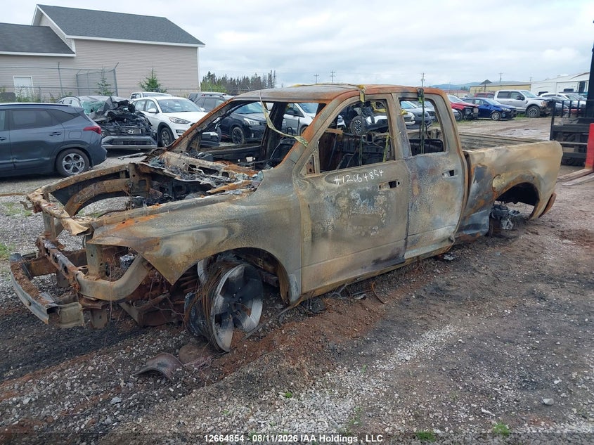 2019 RAM 1500, Total Burn, IAAI, VIN 1C6RR7FG8KS656326 — photo 2