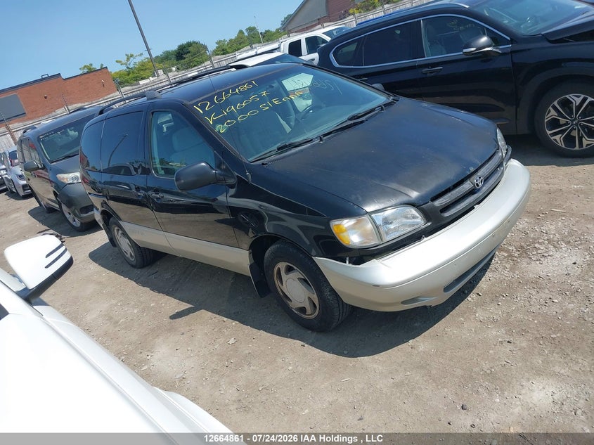 2000 Toyota Sienna Le/Xle