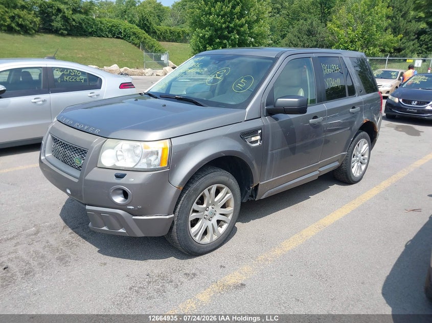 2009 Land Rover Lr2, Front, IAAI, VIN SALFR24N29H136011 — photo 2