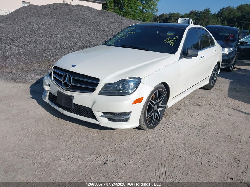 Vin: wddgf8jb3ea960013, lot: 3067671, mercedes-benz c 350 4matic 20142