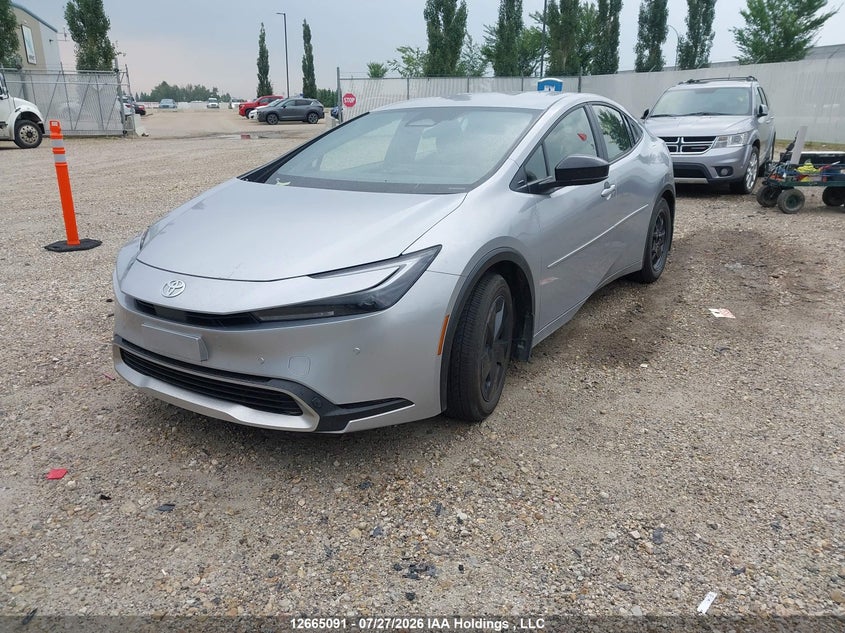 Vin: jtdacacu8t3067769, lot: 3067695, toyota prius plug-in hybrid se 20262