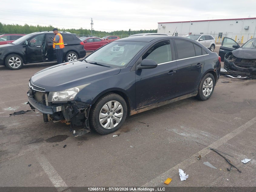 2014 Chevrolet Cruze, Удар спереду, IAAI, VIN 1G1PC5SB6E7361659 — фото 2