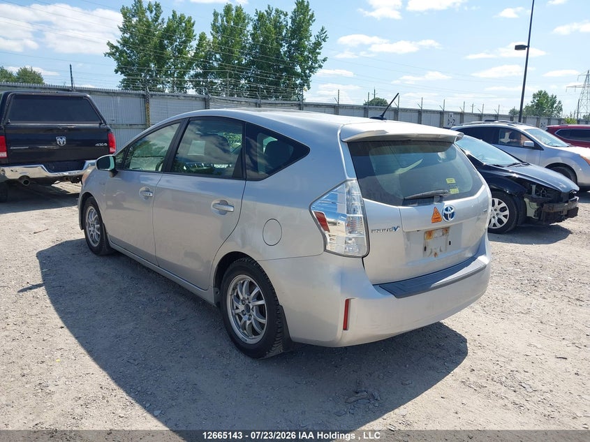 Vin: jtdzn3eu2c3111156, lot: 3067747, toyota prius v 20123
