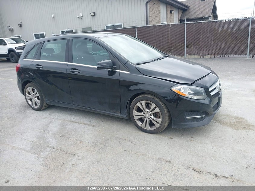 Vin: wddmh4gb3fj364883, lot: 3067813, mercedes-benz b 250 4matic sports tourer 2015 img_1
