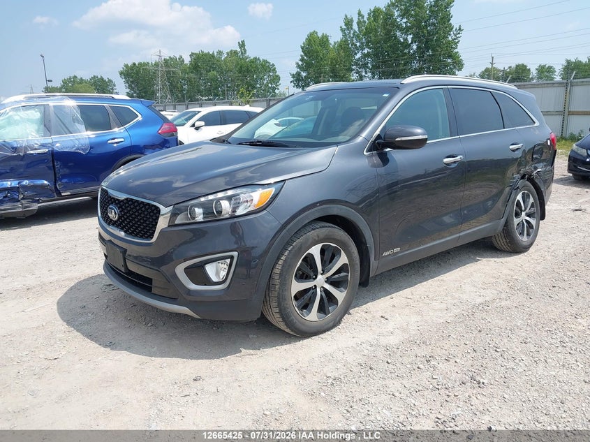 2018 Kia Sorento, Левый бок, IAAI, VIN 5XYPHDA56JG351225 — фото 2