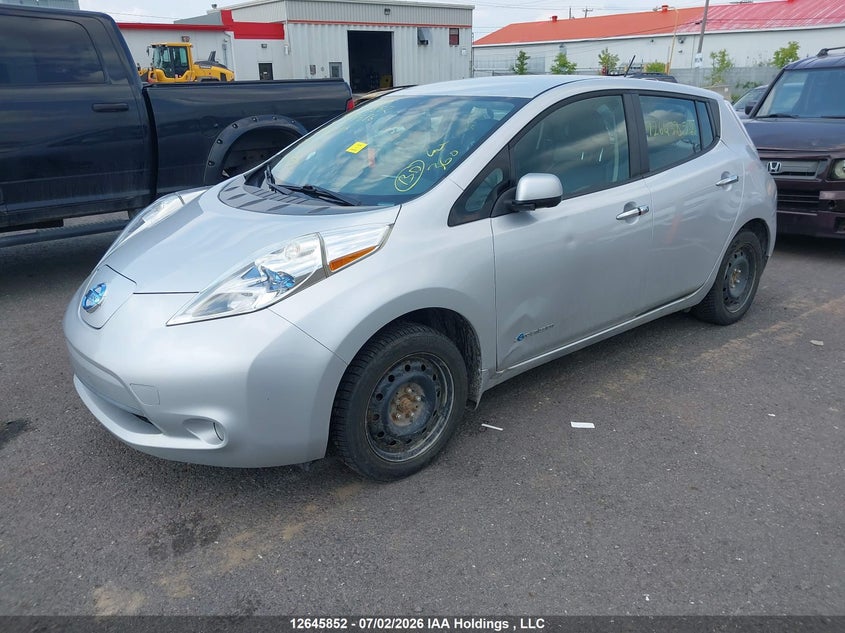 Vin: 1n4az0cp7fc315586, lot: 3068111, nissan leaf sl 20152