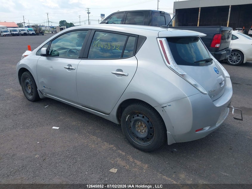 Vin: 1n4az0cp7fc315586, lot: 3068111, nissan leaf sl 20153