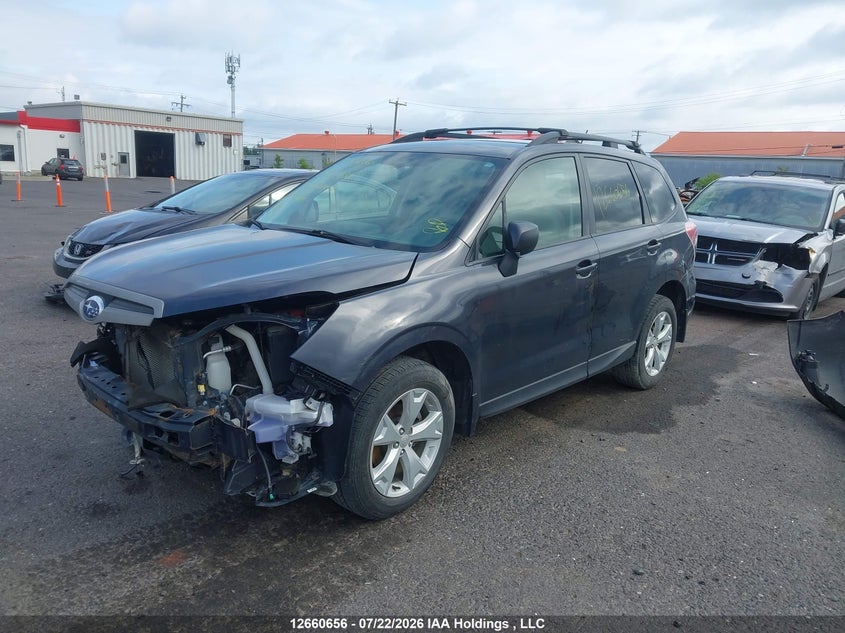 2015 Subaru Forester, Front, IAAI, VIN JF2SJCCC8FH823493 — photo 2