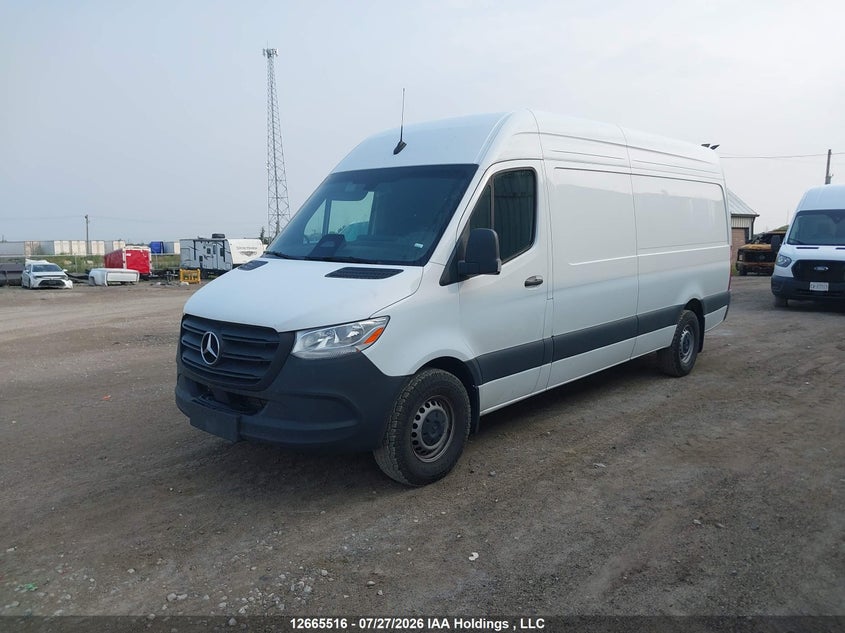 2025 Mercedes-Benz Sprinter 2500, Rear, IAAI, VIN W1Y4KCHY4SP792621 — photo 2
