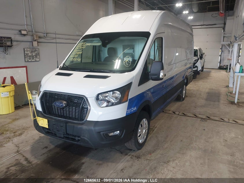 2025 Ford Transit, Right Side, IAAI, VIN 1FTBW3X88SKA57994 — photo 2