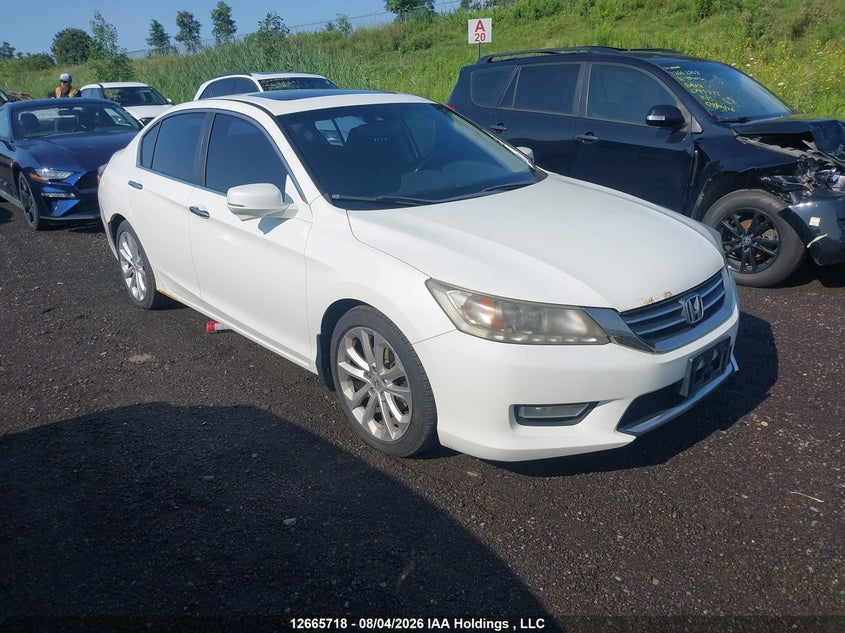 Vin: 1hgcr2f9xda801637, lot: 3068402, honda accord touring 2013 img_1