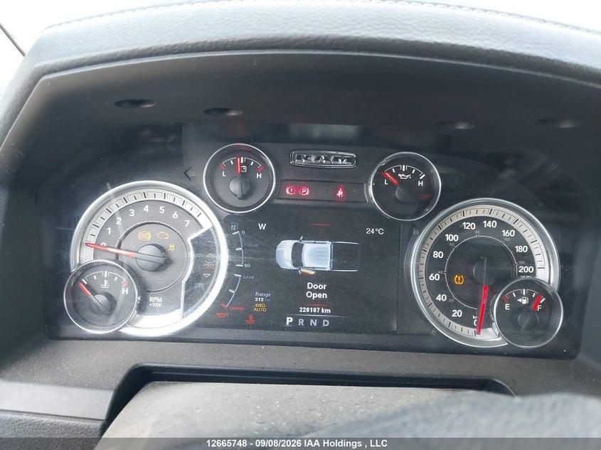 2014 RAM 1500 PICKUP 5.7L V-8 VVT, 395HP