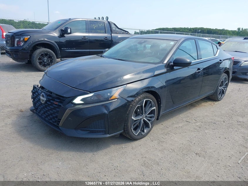 2024 Nissan Altima, Front, IAAI, VIN 1N4BL4CW6RN313535 — photo 2