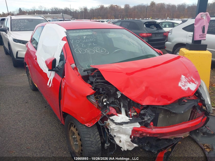 Vin: vnkjtud36ga056690, lot: 3068582, toyota yaris l/le 2016 img_1