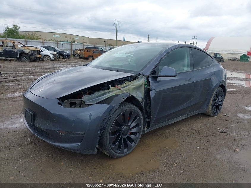 2021 Tesla Model Y, Front, IAAI, VIN 5YJYGDEF8MF081324 — photo 2