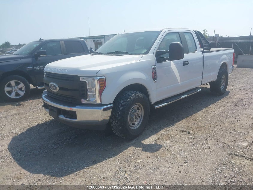 2018 Ford F250, Вилучене, IAAI, VIN 1FT7X2A67JEC50221 — фото 2