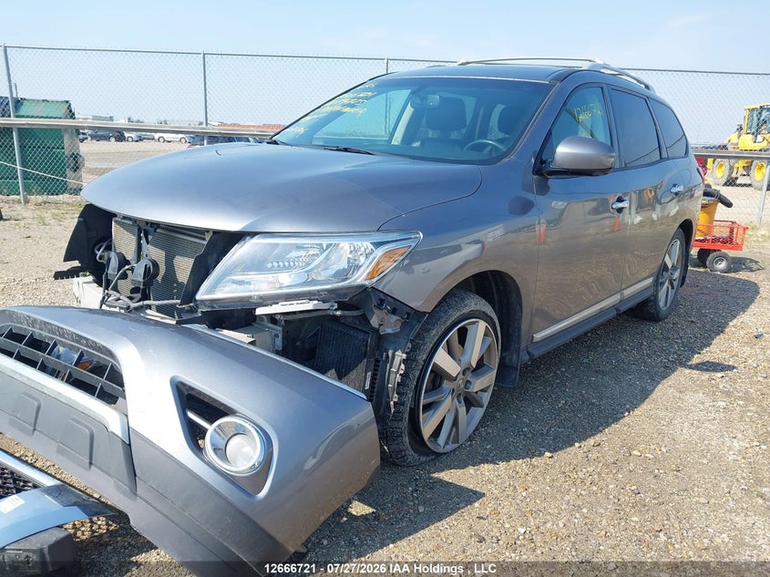 2015 Nissan Pathfinder, Front, IAAI, VIN 5N1AR2MM2FC679775 — photo 2