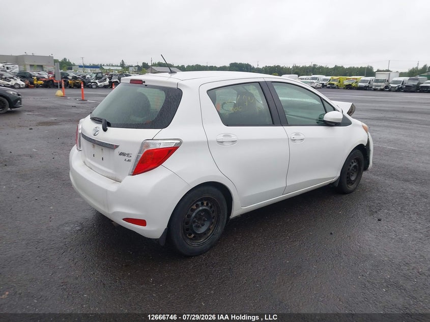 Vin: jtdktud34cd506228, lot: 3069502, toyota yaris 20124