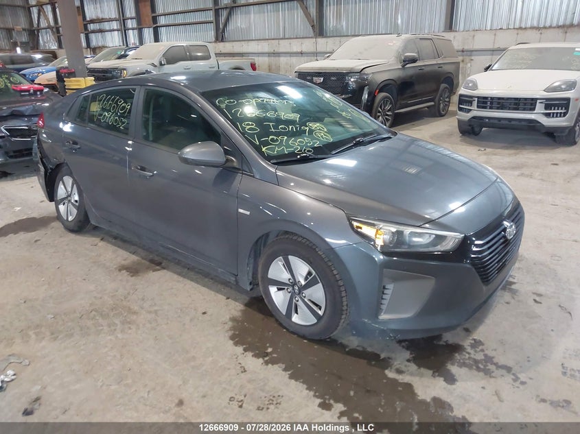 Vin: kmhc75lc0ju096052, lot: 3069668, hyundai ioniq hybrid blue 2018 img_1