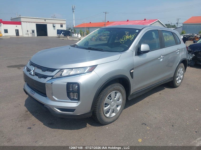 2023 Mitsubishi RVR, Repossession, IAAI, VIN JA4AHUAU6PU601271 — photo 2